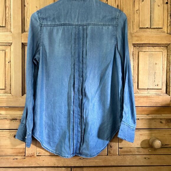 Sundance XS Blue Chambray‎ Button Front Blouse Long Sleeve Pleated Shirt Tessa - Picture 5 of 6